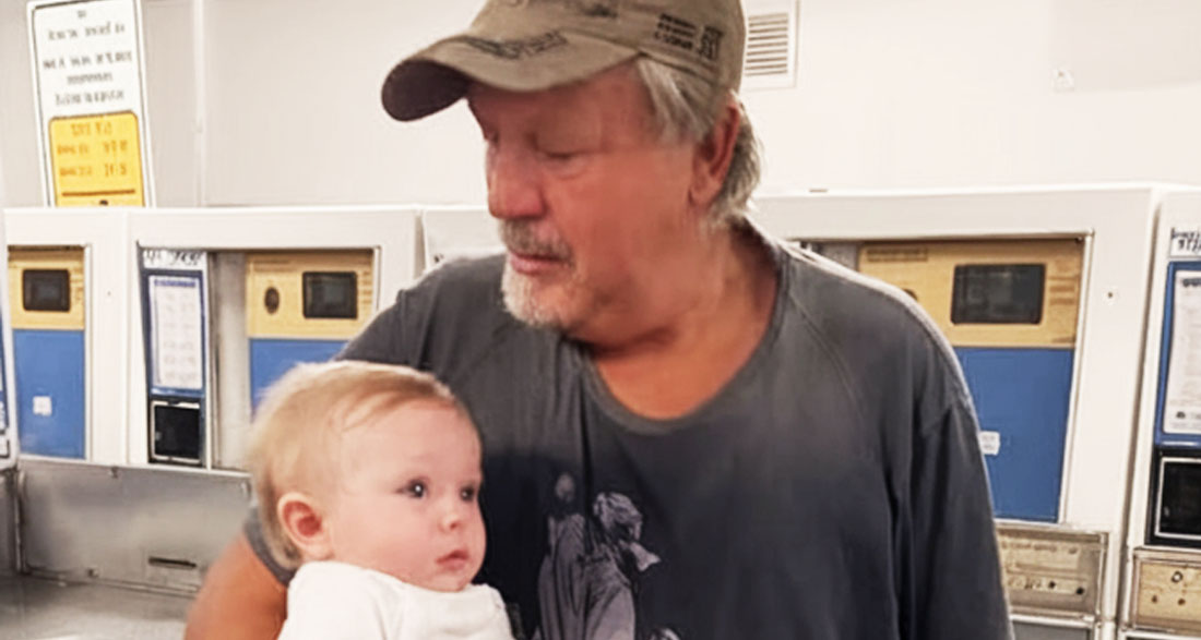 A Stranger Offered to Hold My Grandson at the Laundromat — What He Did Next Made My Heart Stop