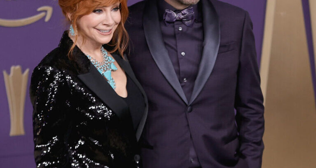 At 69, Reba McEntire wears transparent lace to 2024 ACM Awards, and everyone’s saying the same thing