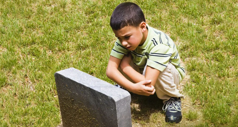 Boy Goes to Visit Twin Brother’s Grave, Doesn’t Return Home Even at 11 p.m. — Story of the Day