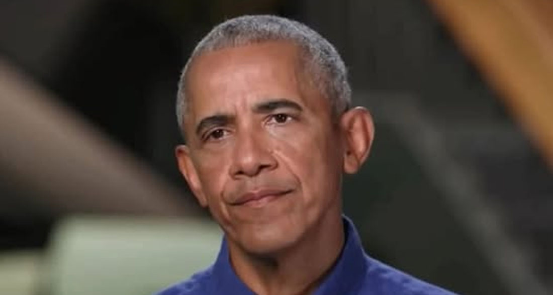 Lip Reader Reveals What Trump And Obama Said To Each Other