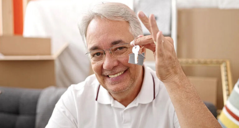 My Husband Secretly Put Our House in His Mom’s Name – Ten Years Later, He Received an Unexpected Call