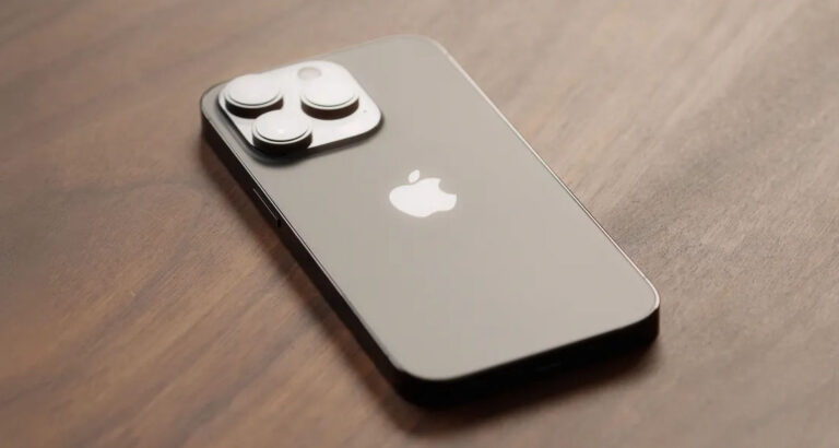 My Husband Bought an iPhone After He Smashed His Android — He Didn’t Expect It to Reveal His Biggest Lie