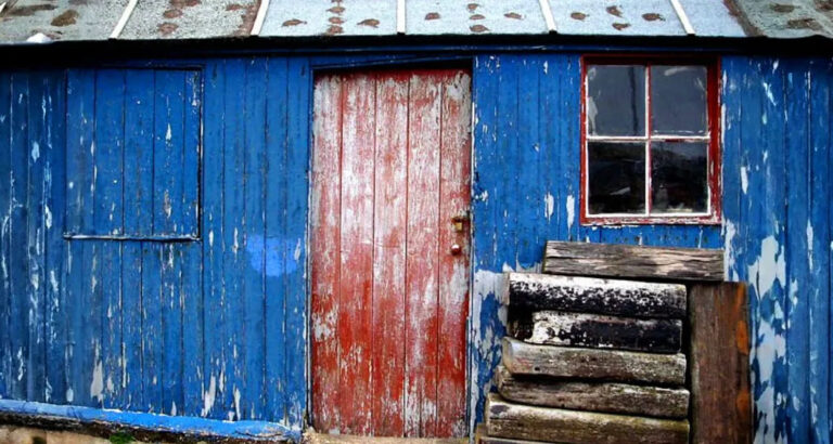 My DIL Kicked Me Out of My Own House and Made Me Live in an Old Cow Barn—But She Didn’t See What Was Coming