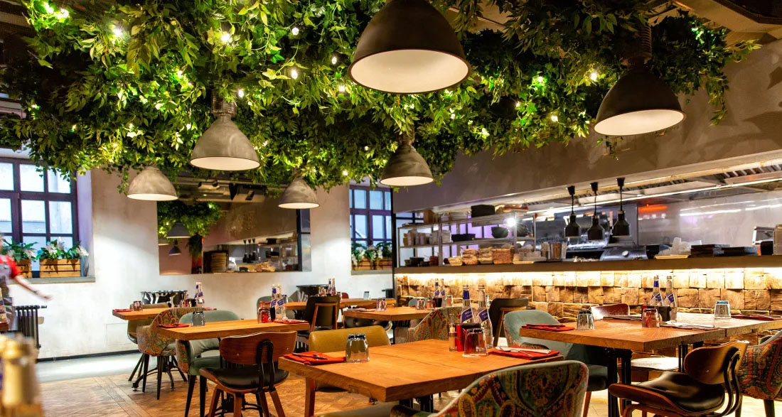 Waiter Fired for Letting Homeless Man Stay in Restaurant – The Next Morning, a Plane Ticket Appears on His Doorstep