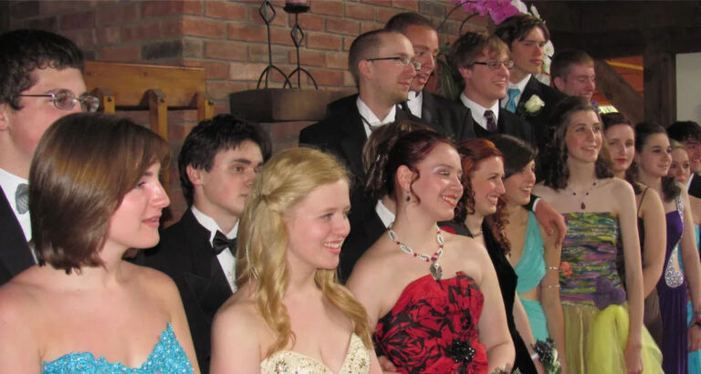 My Son Showed Up in a Puffy Red Dress on Graduation Night – His Reason Made Me Cry