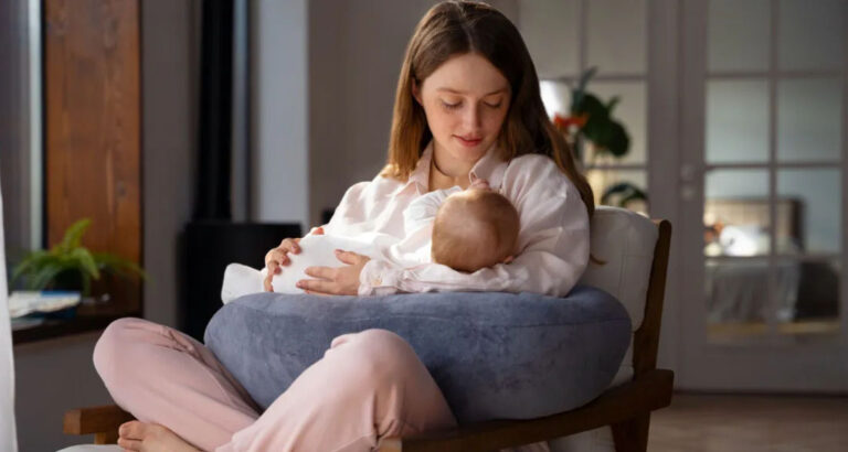 When I Returned from the Hospital with Our Newborn, My Husband Had Changed the Locks – Twenty Hours Later, He Showed Up, Pounding and Screaming