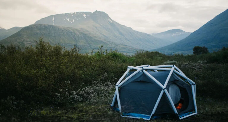I Saved a Boy During a Storm 20 Years Ago — Yesterday He Came Back with an Envelope That Made Me Tremble