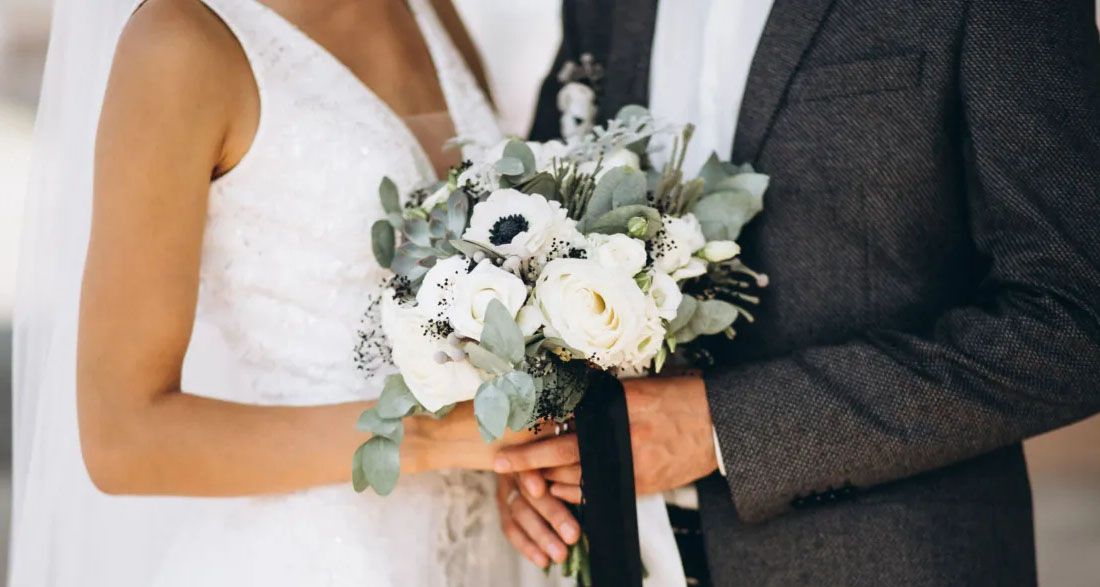 My Fiancée Insisted We Get Married in a Hospital — Two Minutes Before the Vows, a Smiling Grandma Grabbed My Arm and Whispered, ‘It Will Be Worse If You Don’t Know’