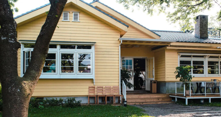 My Husband Constantly Goes on Business Trips for Work – One Day I Followed Him and Found Out the Truth