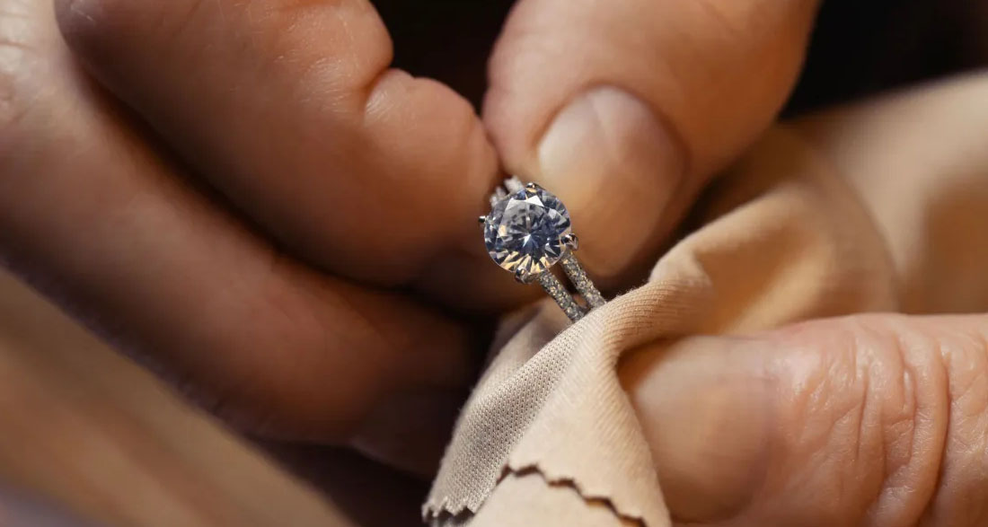 I Found a Diamond Ring on a Supermarket Shelf and Returned It to Its Owner — the Next Day, a Man in a Mercedes Showed Up at My Door