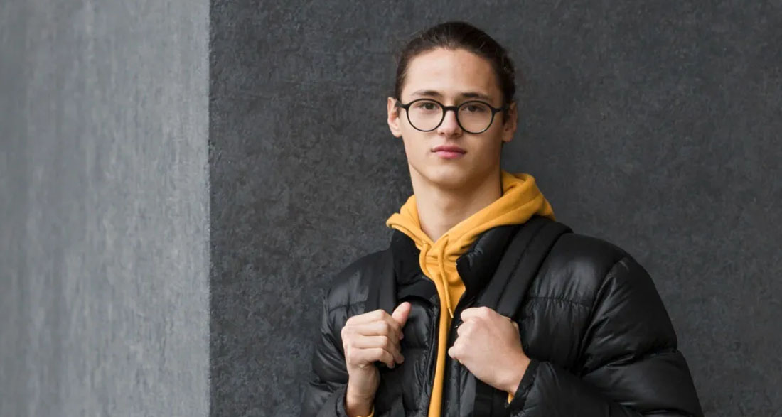 I Saw a Homeless Man Wearing My Missing Son’s Jacket – I Followed Him to an Abandoned House, and What I Found Inside Made Me Nearly Collapse